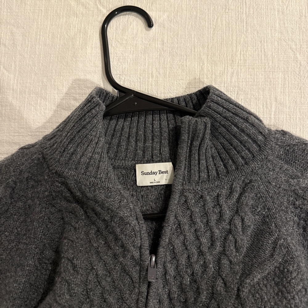 ARITZIA Knit Sweater Grey - Picture 3 of 3